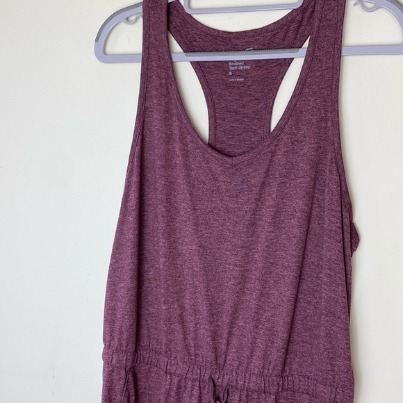 GAP Factory Pants - GapFit Brushed Tech Jersey Jumpsuit, burgundy shiraz Size Small